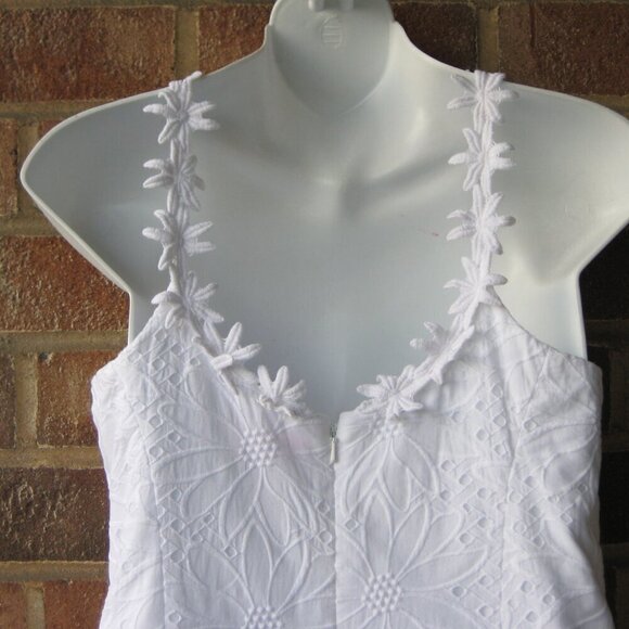 Lilly Pulitzer Floral Eyelet Embroidered Sleeveless White Annabelle Dress Size 2 - Picture 3 of 5